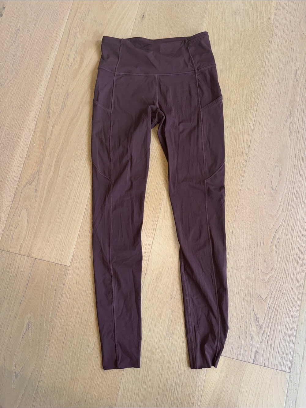 Lululemon Size 6 Leggings with Pockets- Rusty Brown - Picture 1 of 4